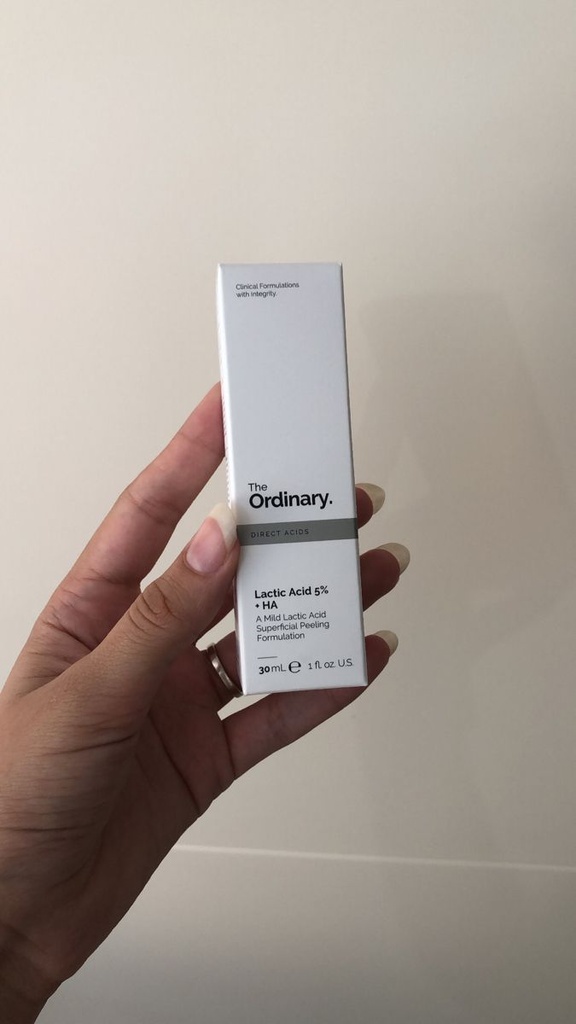 سيروم مقشر كيميائي